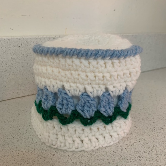 Tulip Flower Toilet Paper Tissue Cover New Light Blue with Green Leaves - Picture 15 of 15